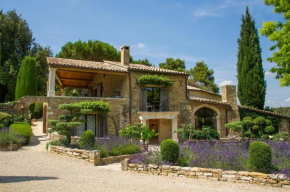 Гостиница Domaine Les Roullets  Оппед